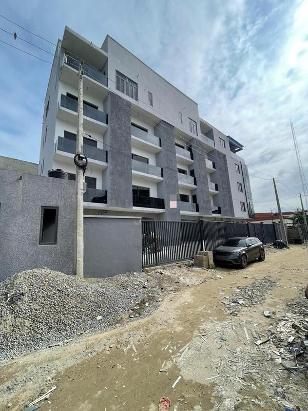 Two bedroom apartment (165lekkip1) in Lekki Phase 1