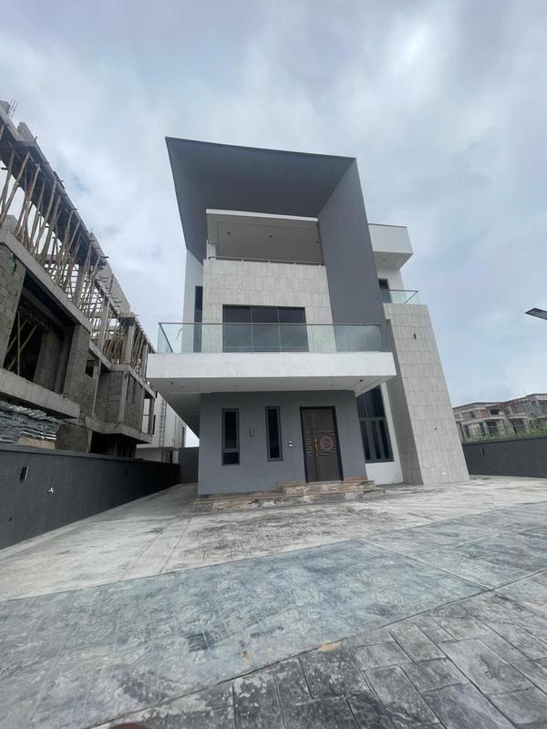 Five bedroom detached duplex (168ikate) in Ikate