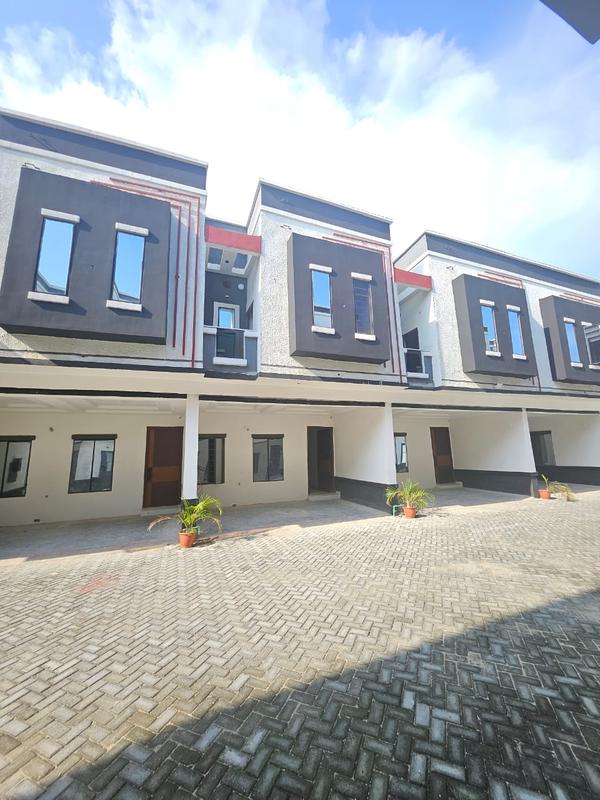 Four bedroom classic smart terrace townhouse with BQ in Orchid Road