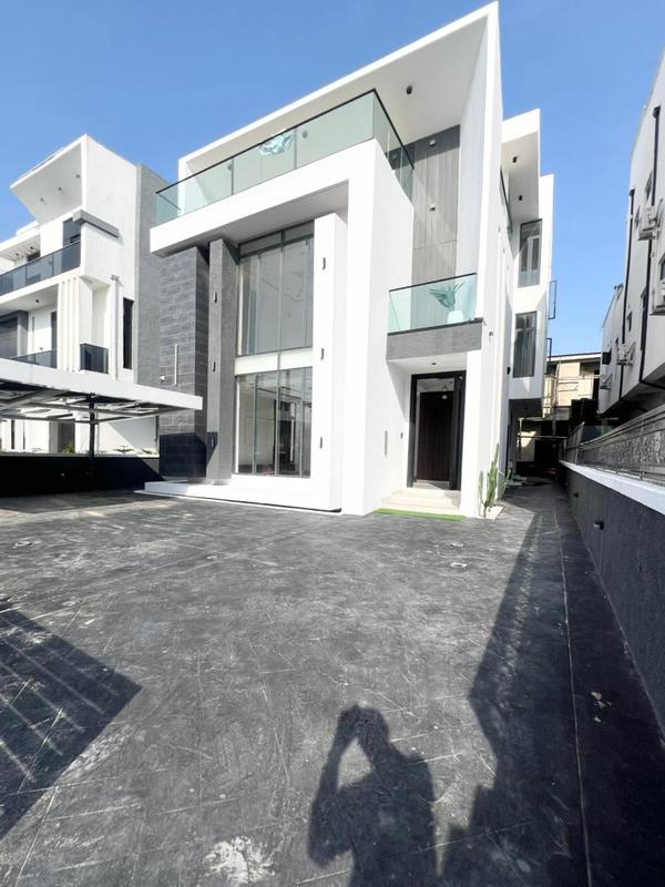Five bedroom detached duplex (207ikota) in Ikota