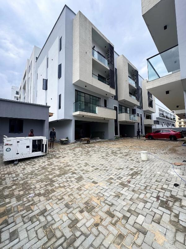 Newly built five bedroom terrace duplex in Lekki Phase 1
