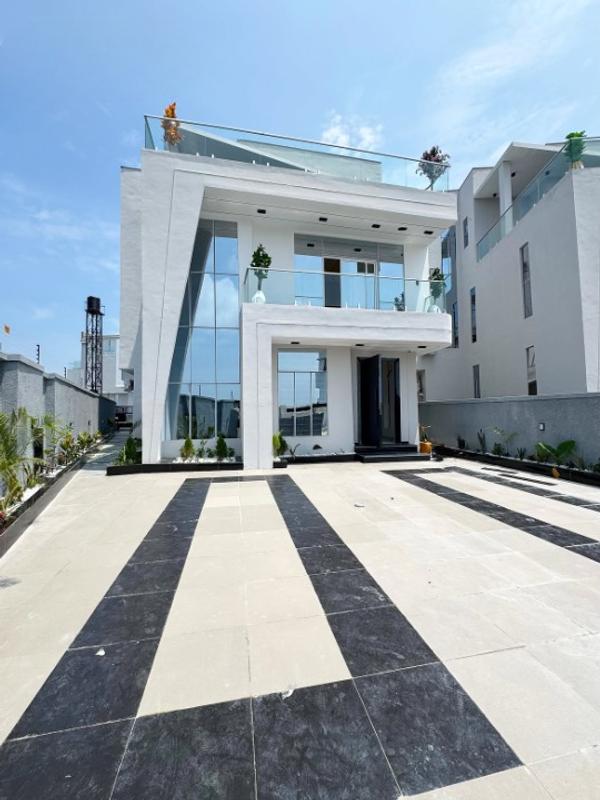 Five bedroom fully detached duplex with two rooms bq in Chevron