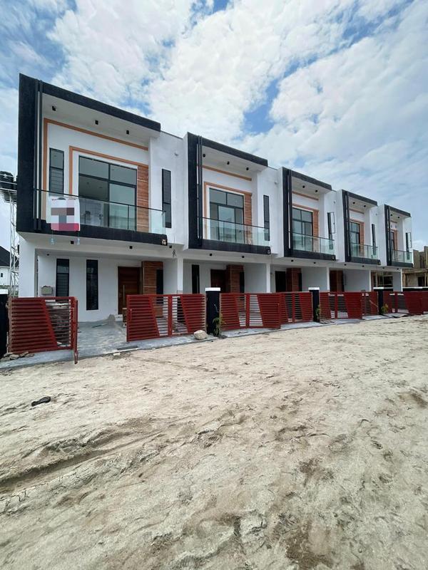 Three bedrooom terrace duplex (36ikota) in Ikota