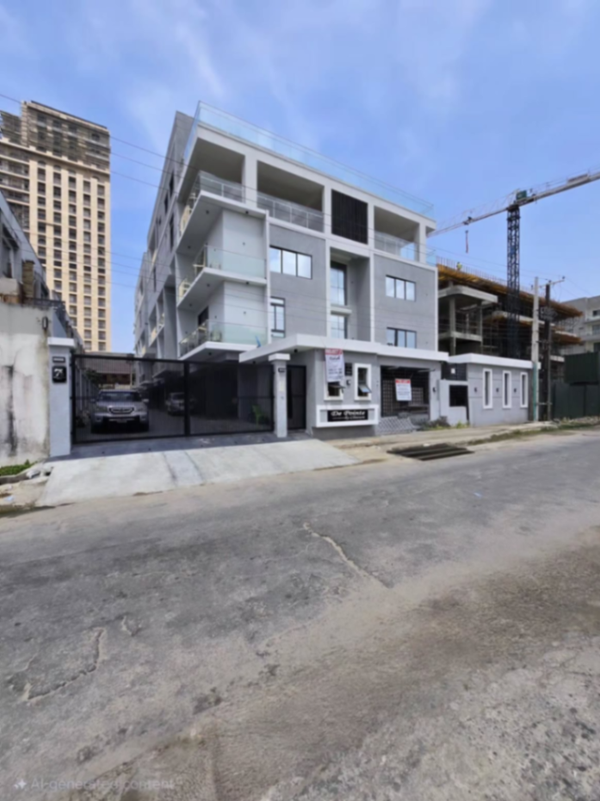 Luxury six bedroom penthouse with bq in Ikoyi