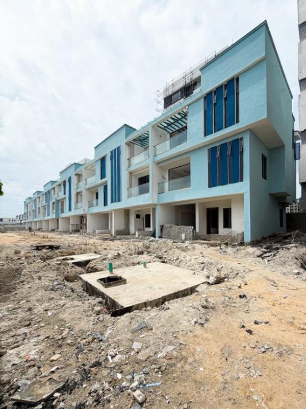 Four bedroom terrace duplex in a gated estate in Lekki Phase 1