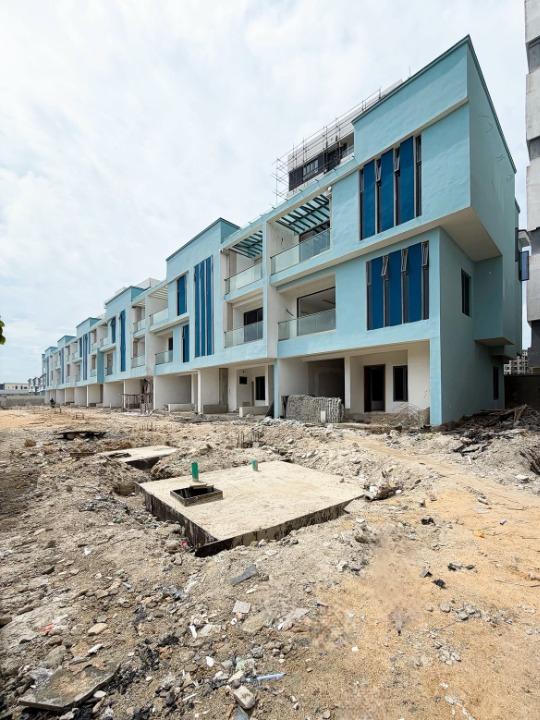 Four bedroom terrace duplex in a gated estate in Lekki Phase 1