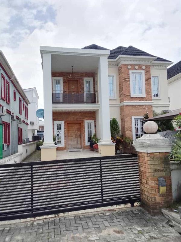 Five bedroom detached duplex (246ikota) in Ikota