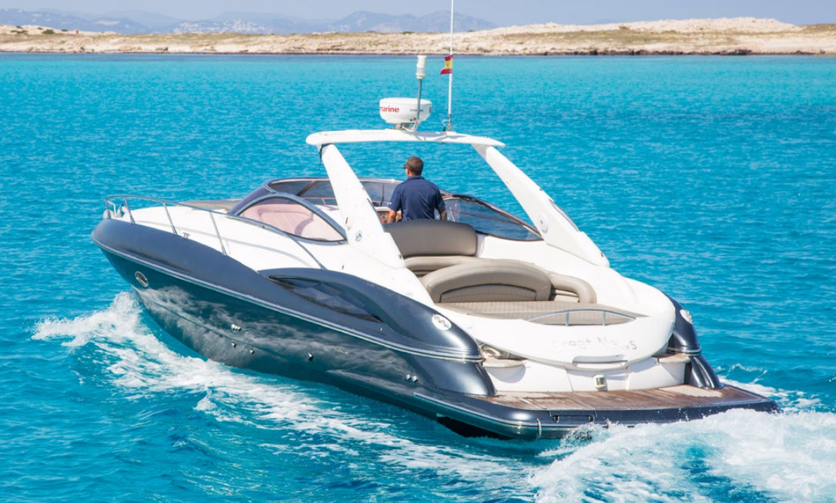 SUNSEEKER SUPERHAWK 40 GREAT NEWS - 1