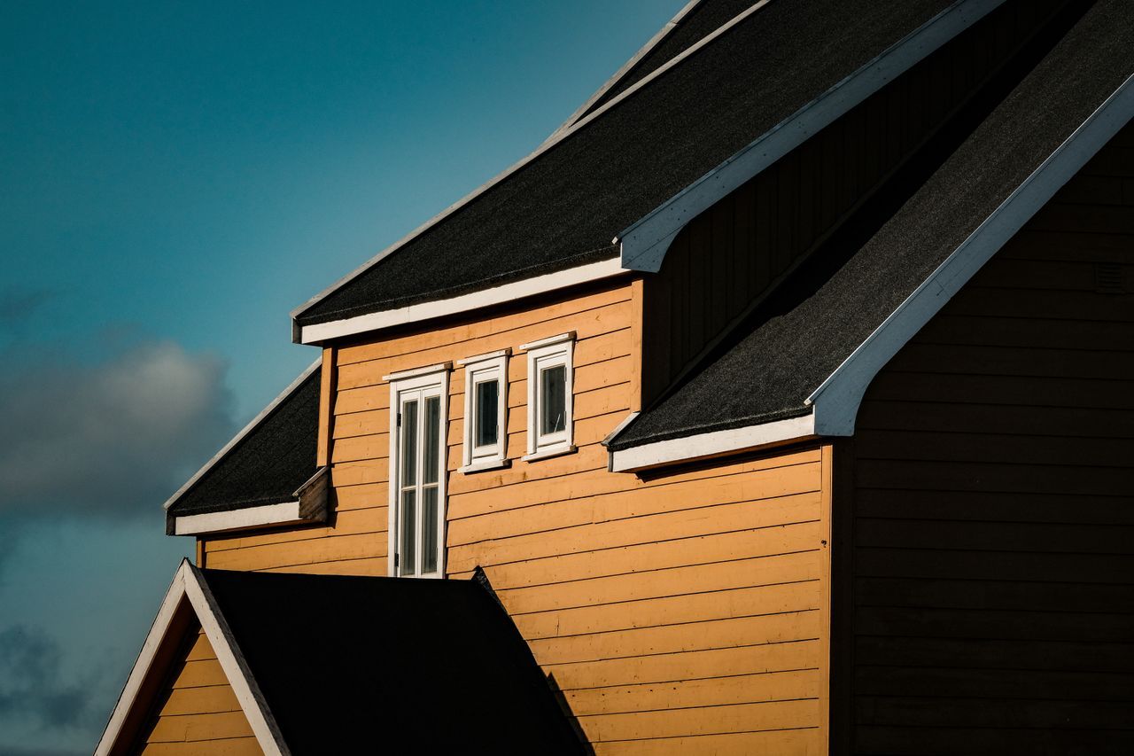 Cracked, Warped, or Loose Siding How to Know When Your NJ Home Needs More Than a Repair.jpg