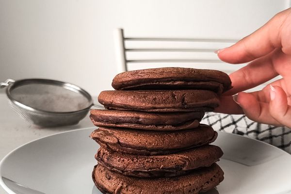 Pancakes vegani al cacao solo 5 ingredienti