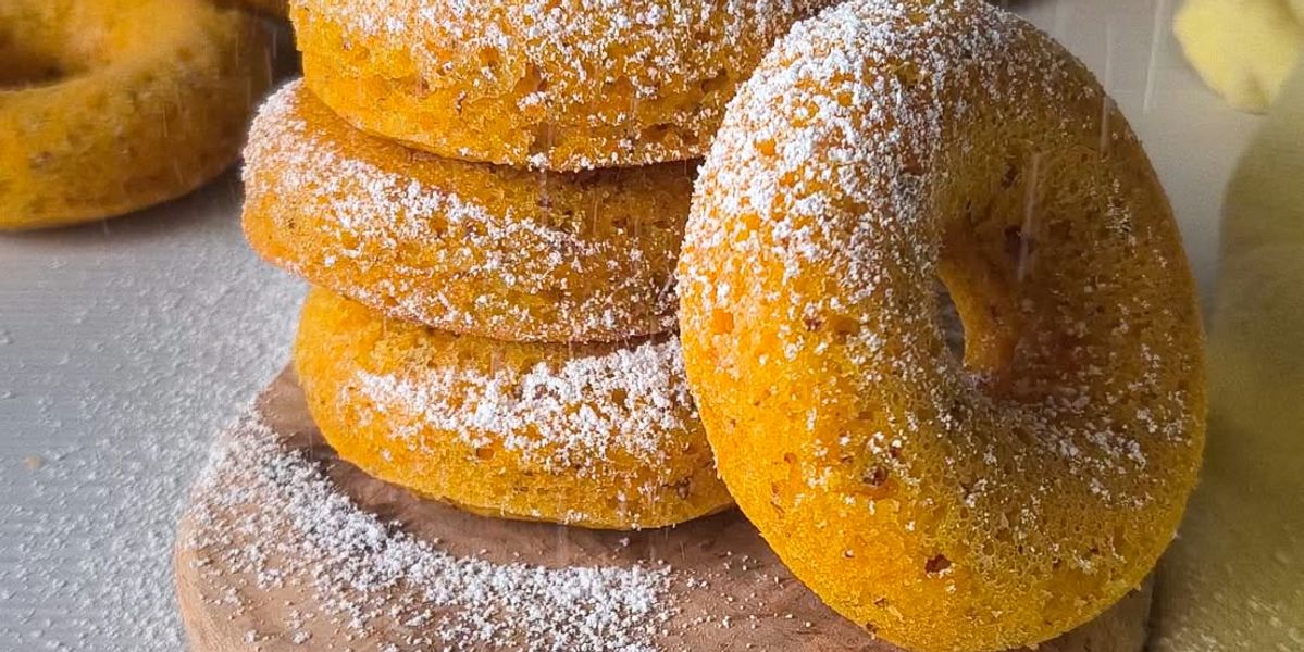 Ciambelle leggere alle carote e mandorle
