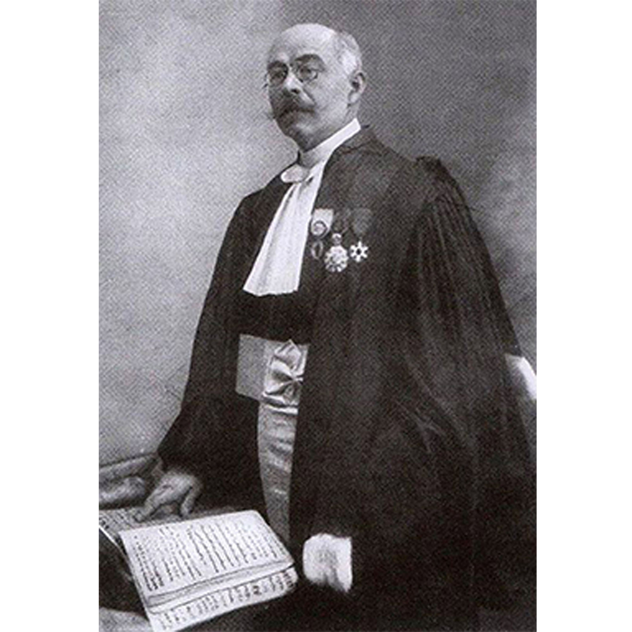 Portrait du juge d'instruction Émile Fourquet