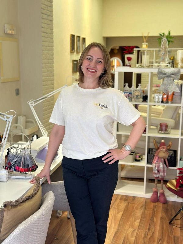 Lash & Nails Room salon