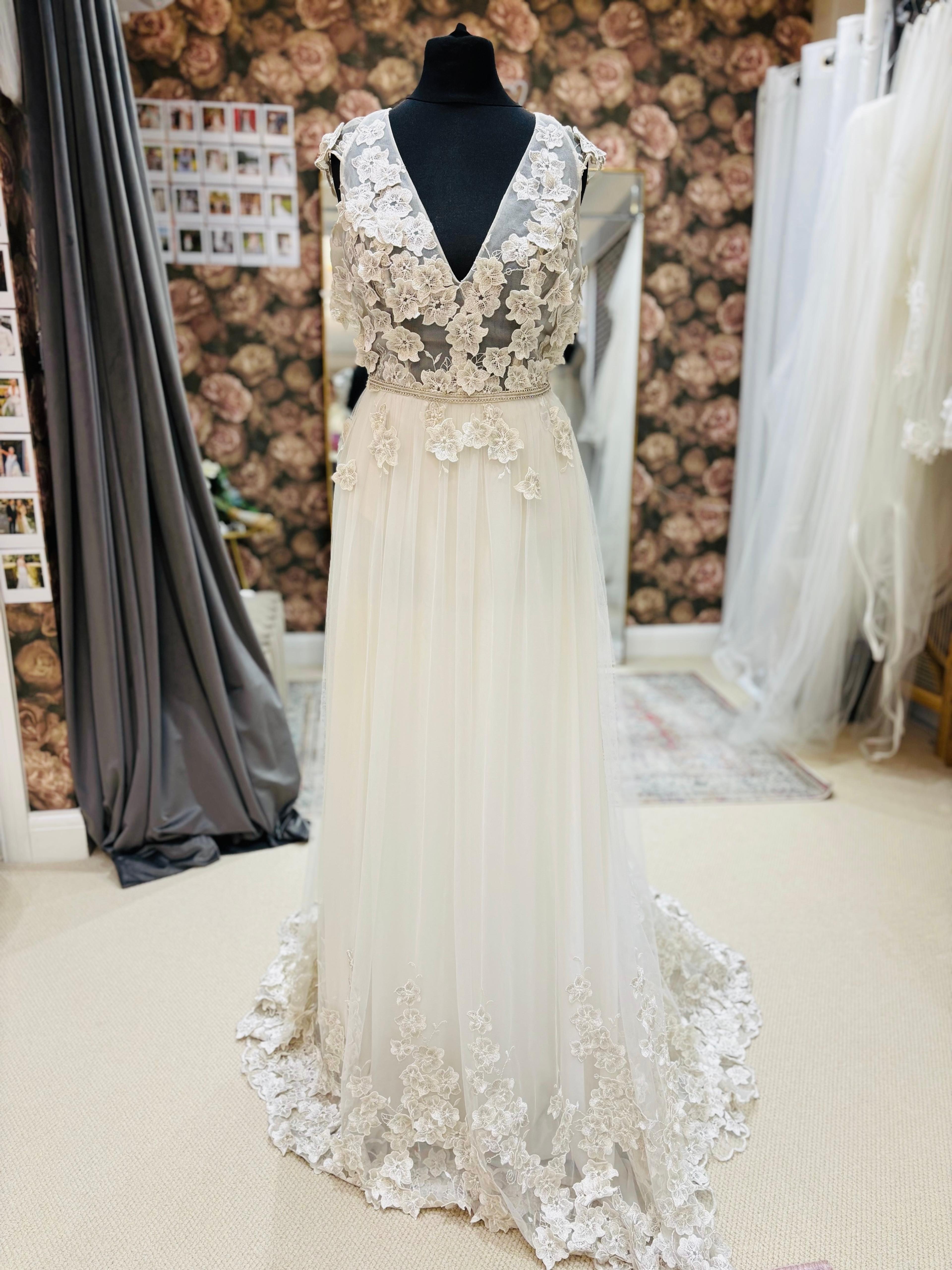 House of Flora wedding dress, UK 8