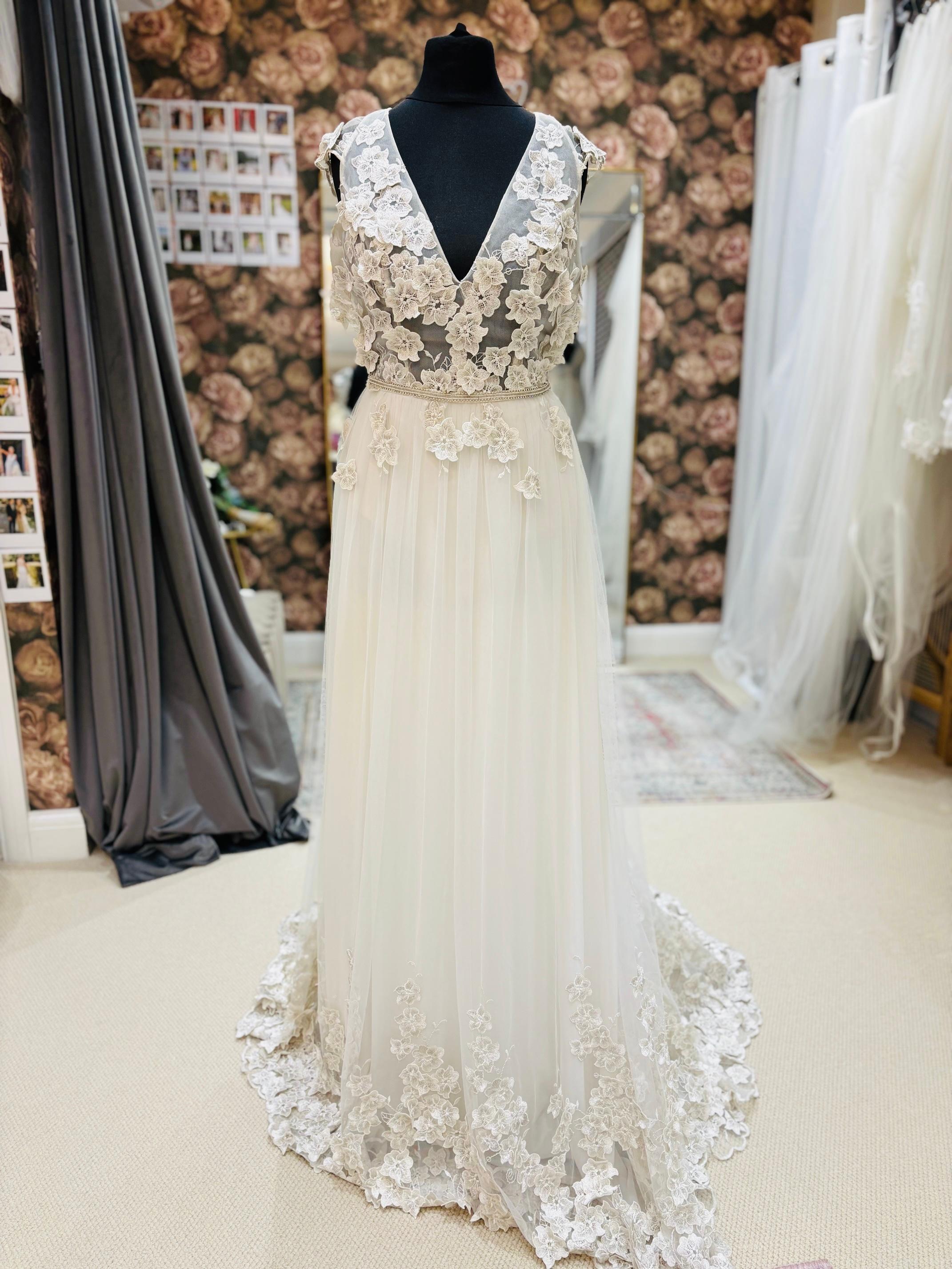 House of Flora wedding dress, UK 8