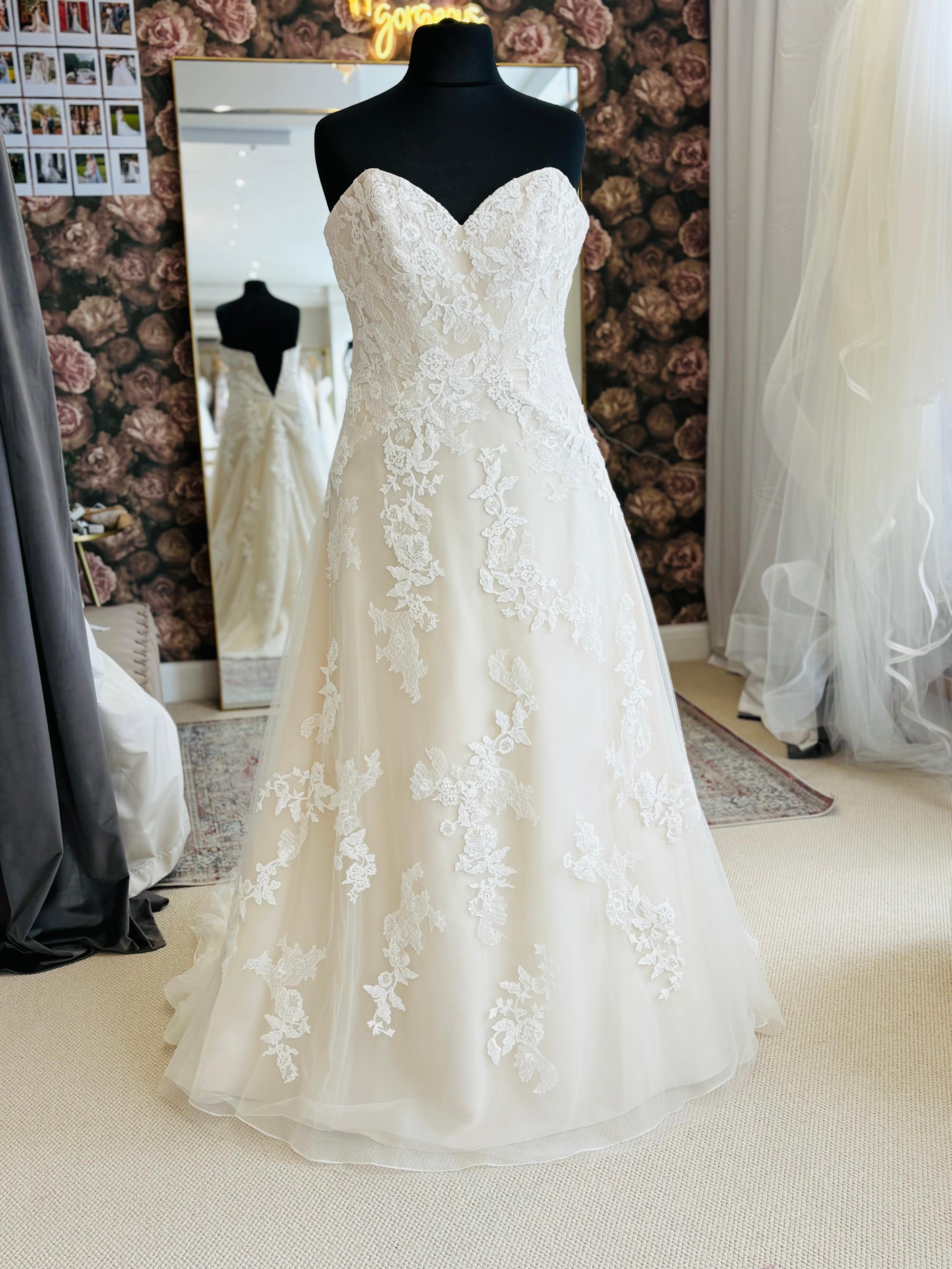 Enzoani wedding dress, UK 18
