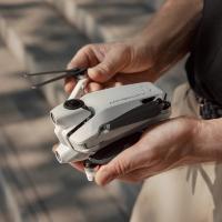 Insta360 Antigravity A1 全景航拍機 4