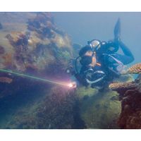 OrcaTorch D570-GL 1500 Lumen Dive Light Green Laser Light 9