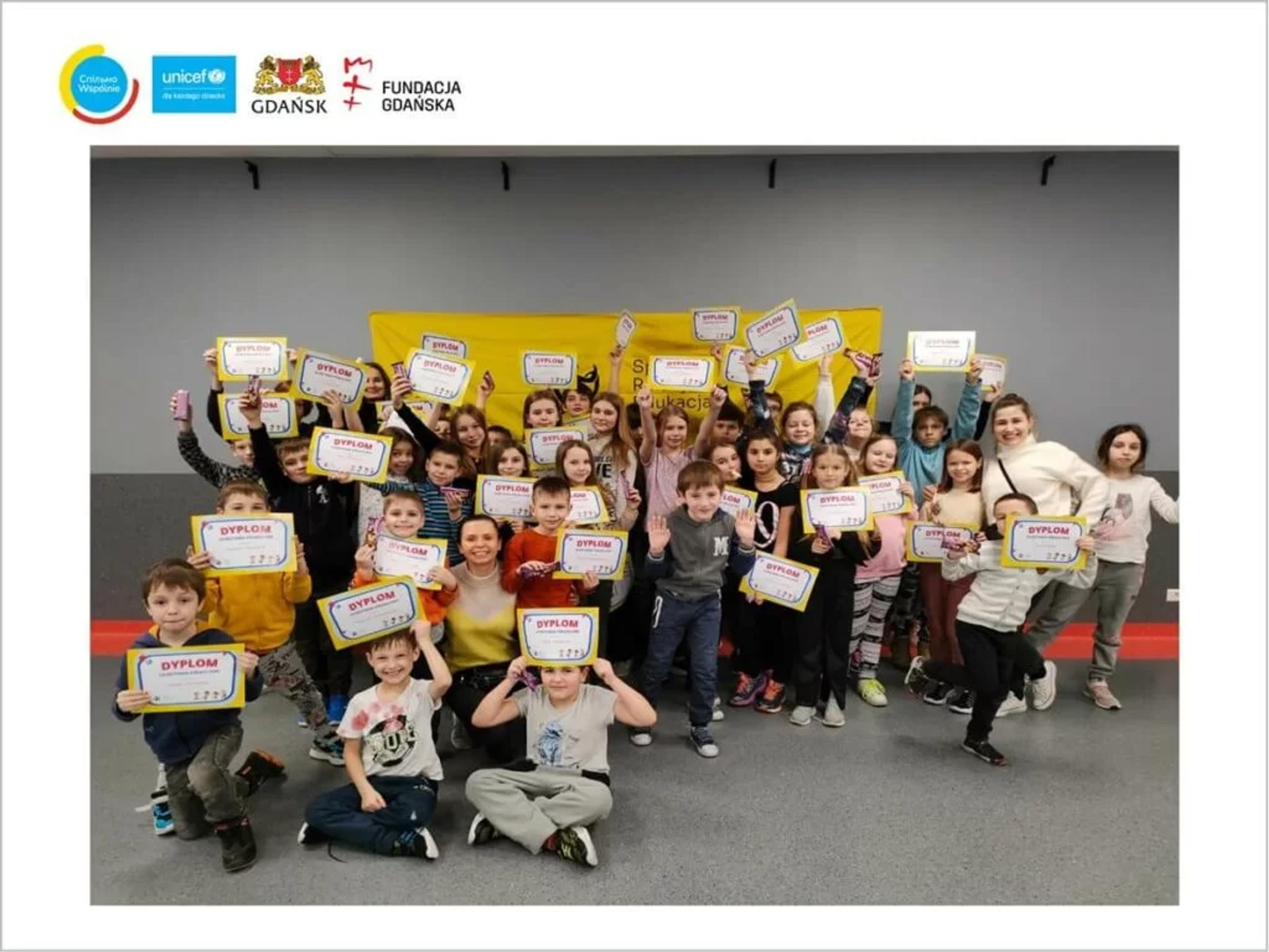 2022 — UNICEF i pomoc dzieciom z Ukrainy