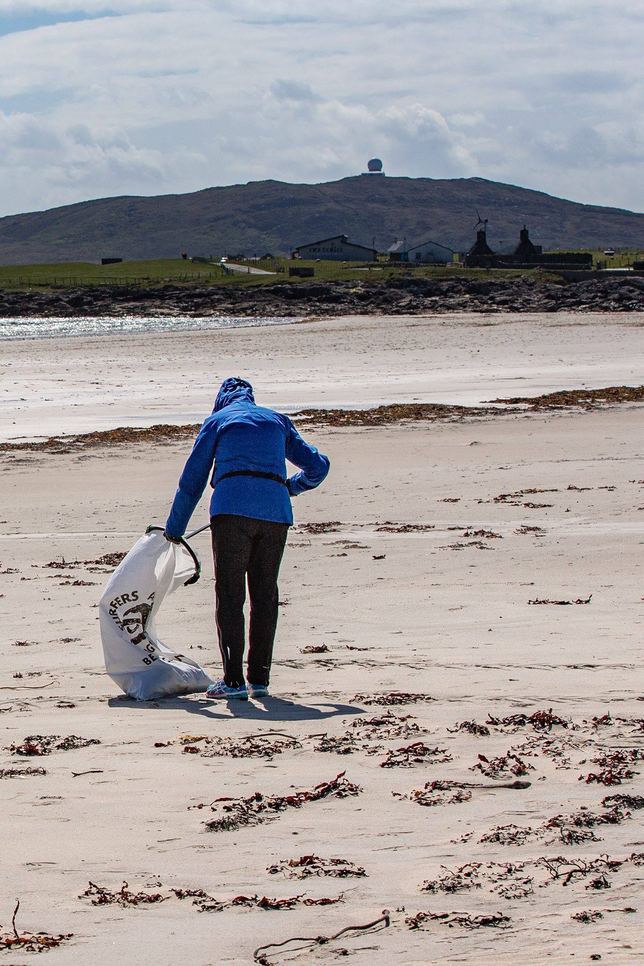 Find a beach clean up in the UK