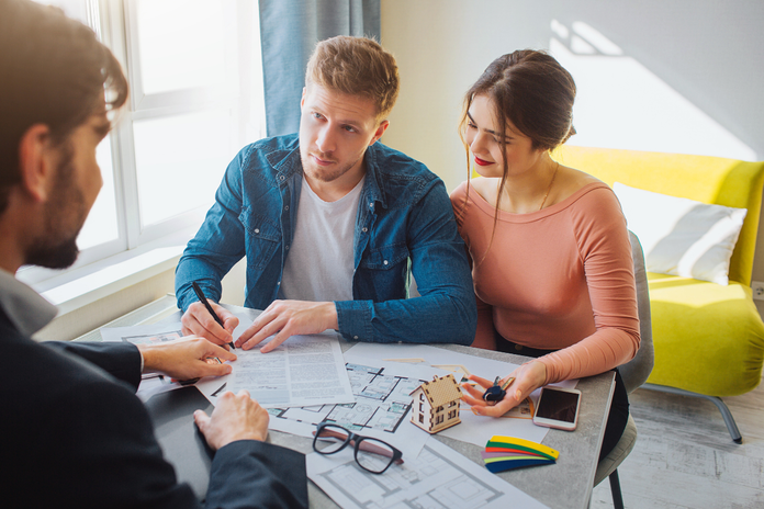 What is gazumping and how to avoid it - process of buying a home
