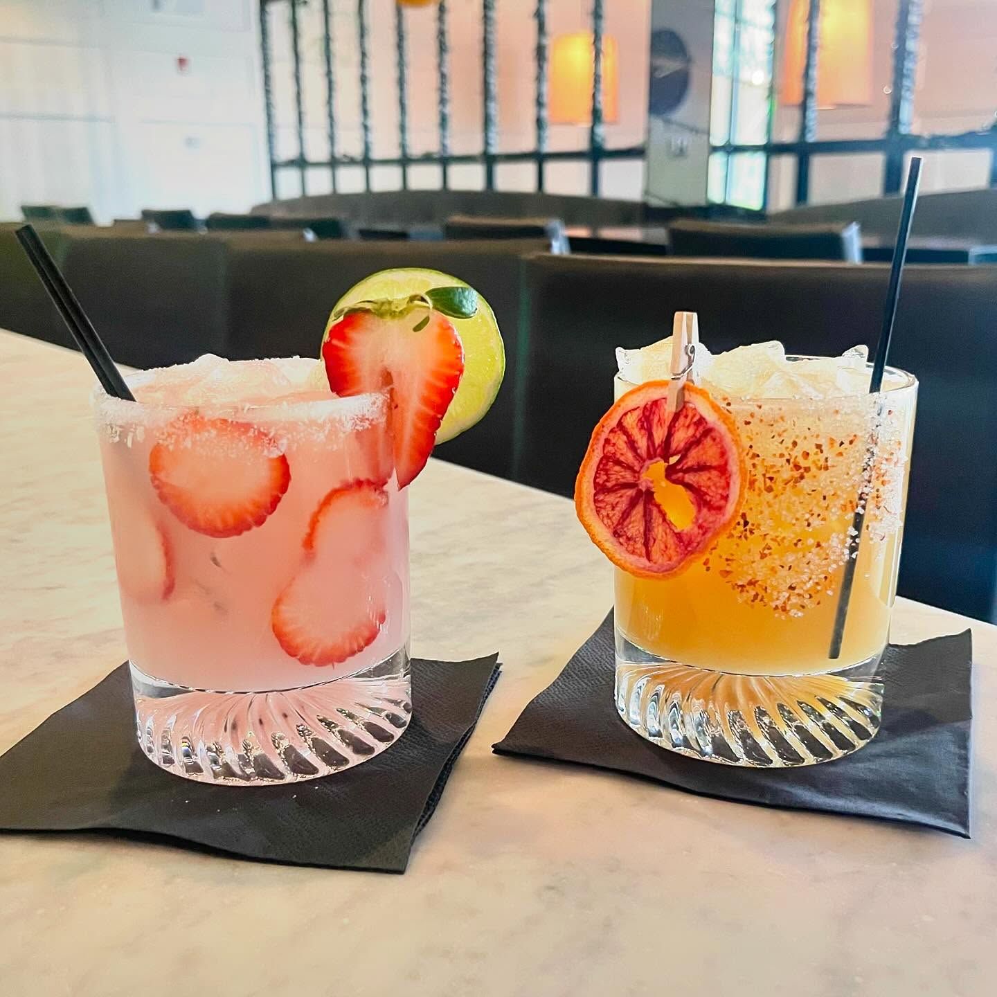 Two cocktails on the bar at Porter Cullens