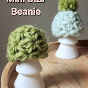 Christmas Mini Star Beanie