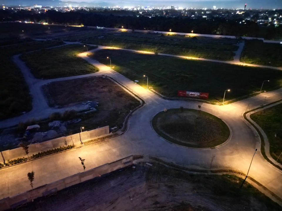 solar-powered street lights