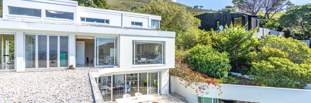 High end property climbs the 2023 "Wall of Worry" in the Western Cape