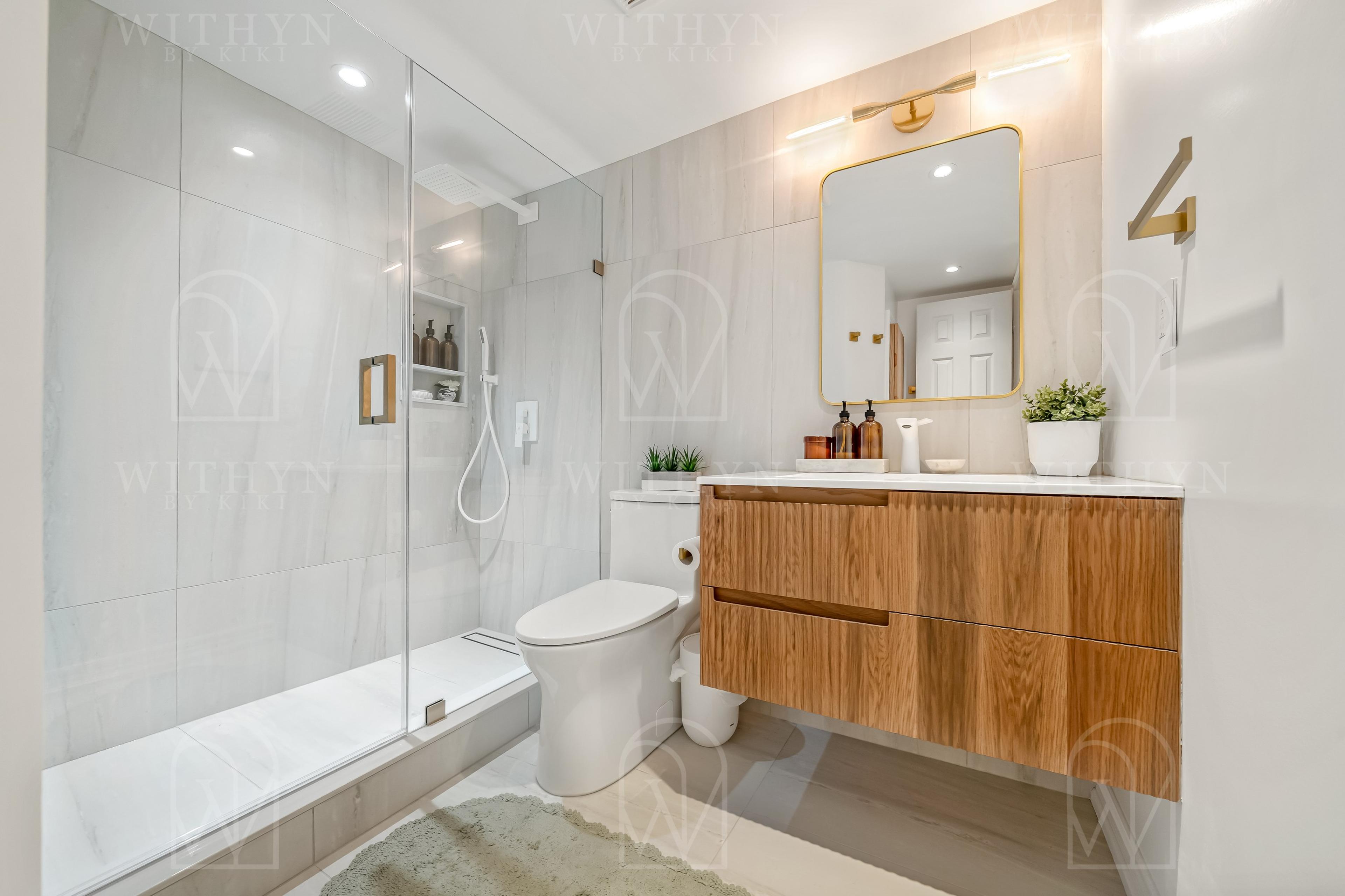 Bathroom · Richmond Hill