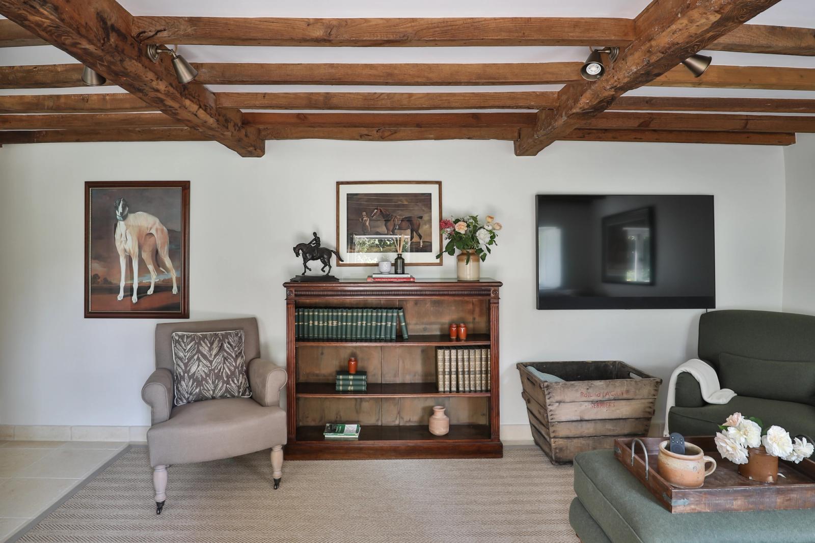 Cosy lounge smart TV