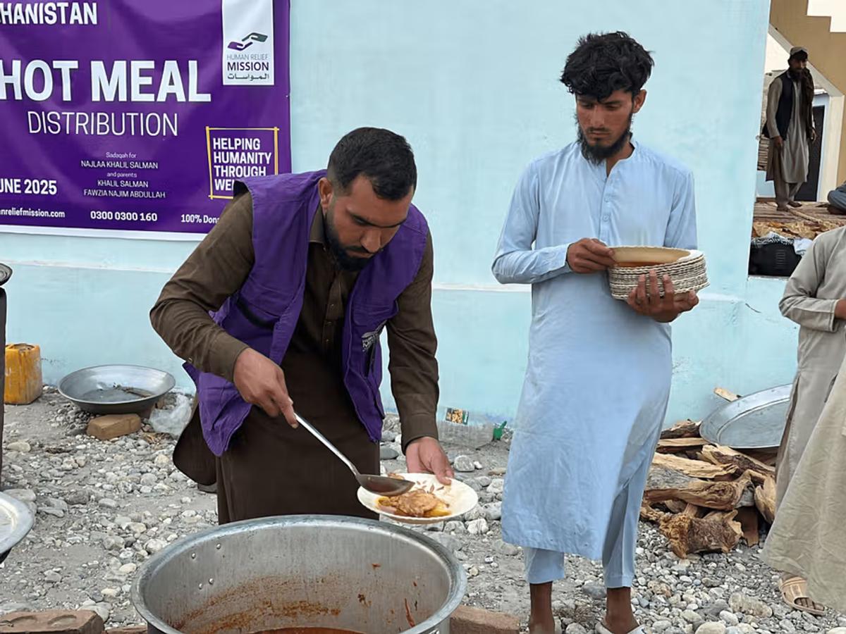 Fresh hot meals being prepared in Afghanistan | Human Relief Mission