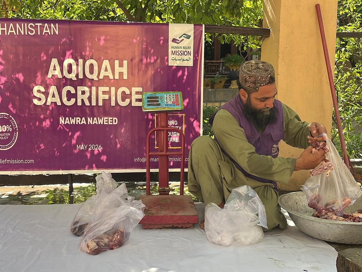 HRM Charity Aid Worker in Afghanistan Preparing Fresh Meat | Human Relief Mission