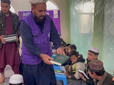 Quran Distribution