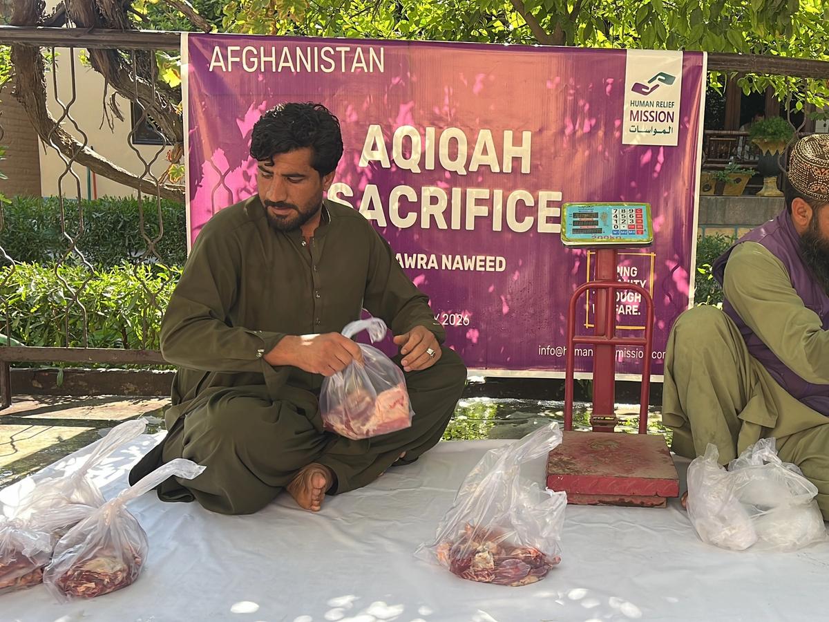 HRM Charity Aid Worker in Afghanistan Preparing Fresh Meat | Human Relief Mission