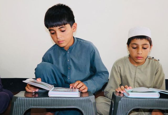 Children Reading Quran | Human Relief Mission