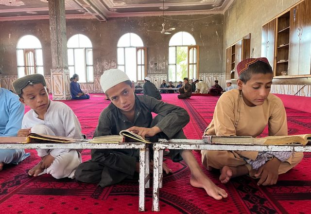 Children in Afghanistan Reading Quran in Masjid | Human Relief Mission