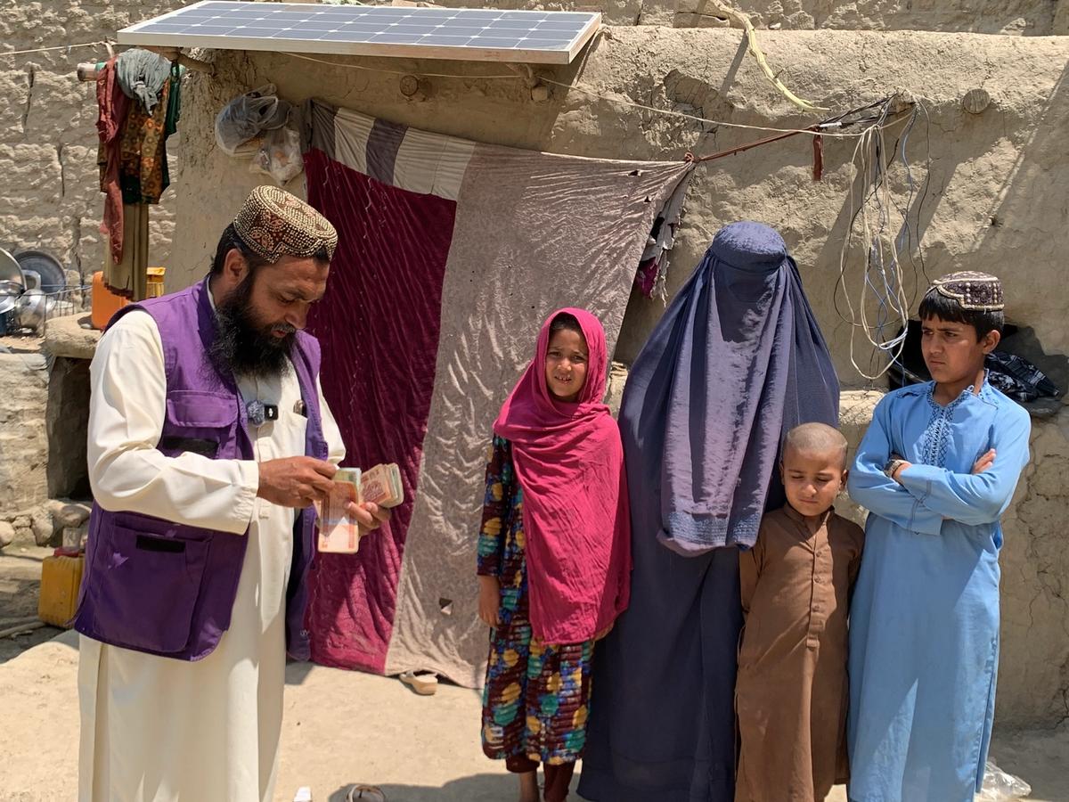 A Widowed Family in Afghanistan Receiving Cash | Human Relief Mission
