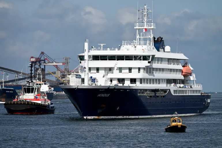 The "Hantavirus Cruise" MV Hondius
