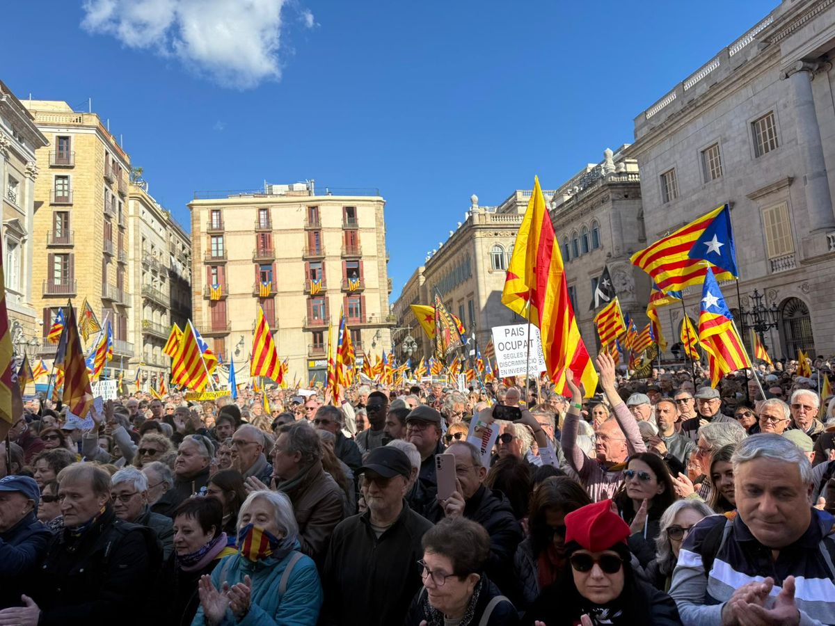 Catalunya es planta pel caos de Rodalies i reclama la independència com a solució