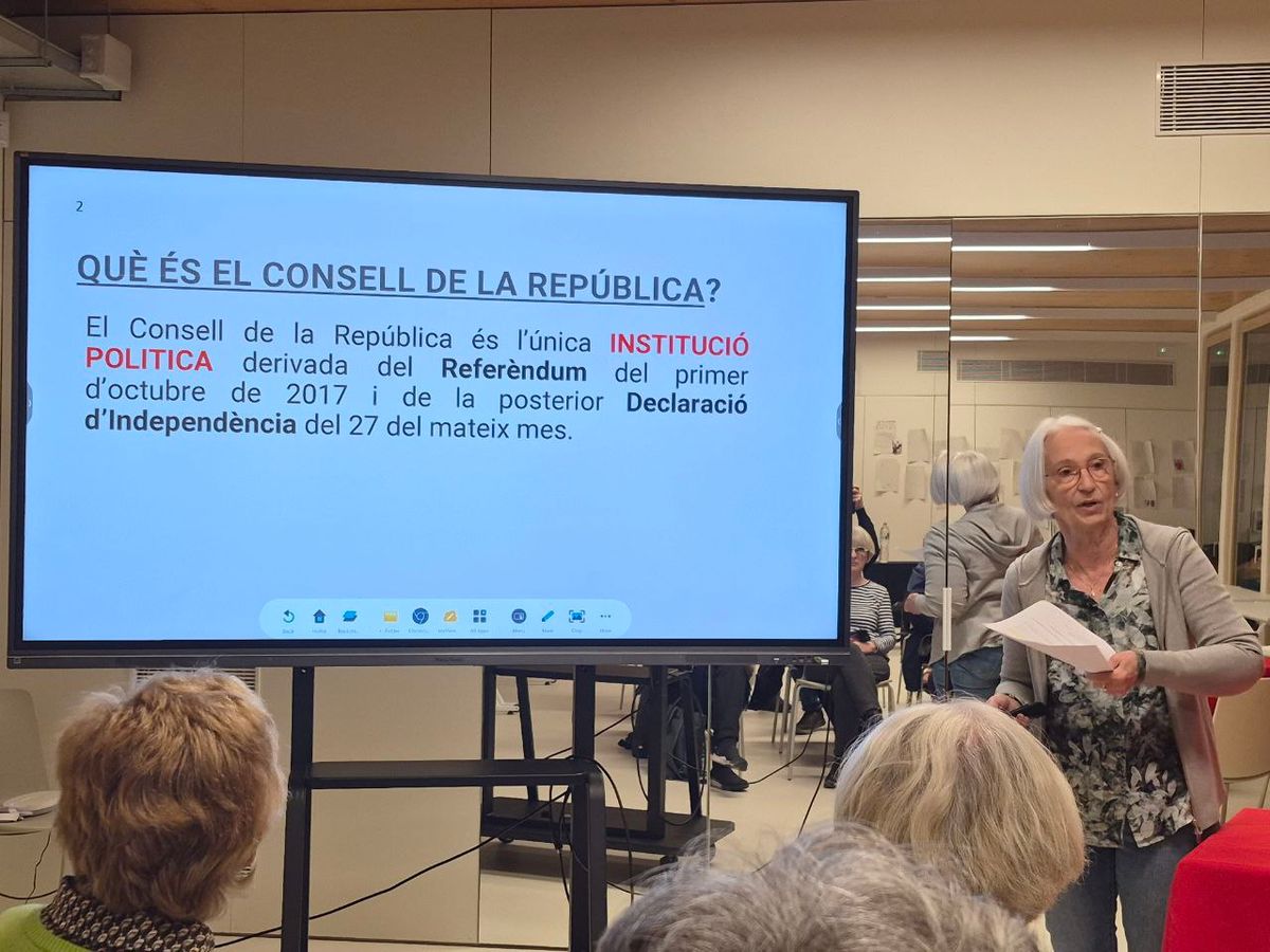 La vicepresidenta Rossell presenta el Pla de Govern al Centre Social de Sants