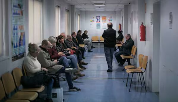 Llistes d'espera per comunitats autònomes