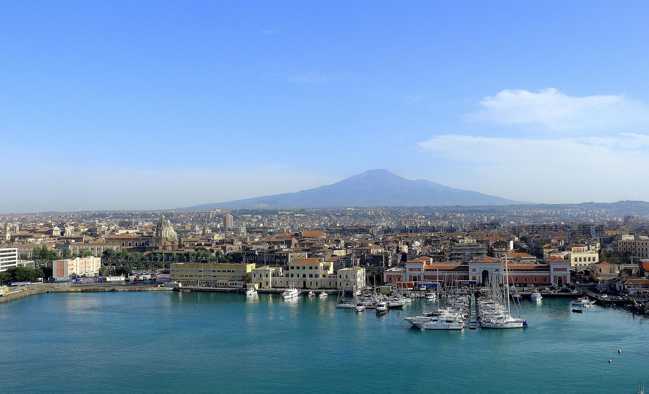 catania beach etna sicily