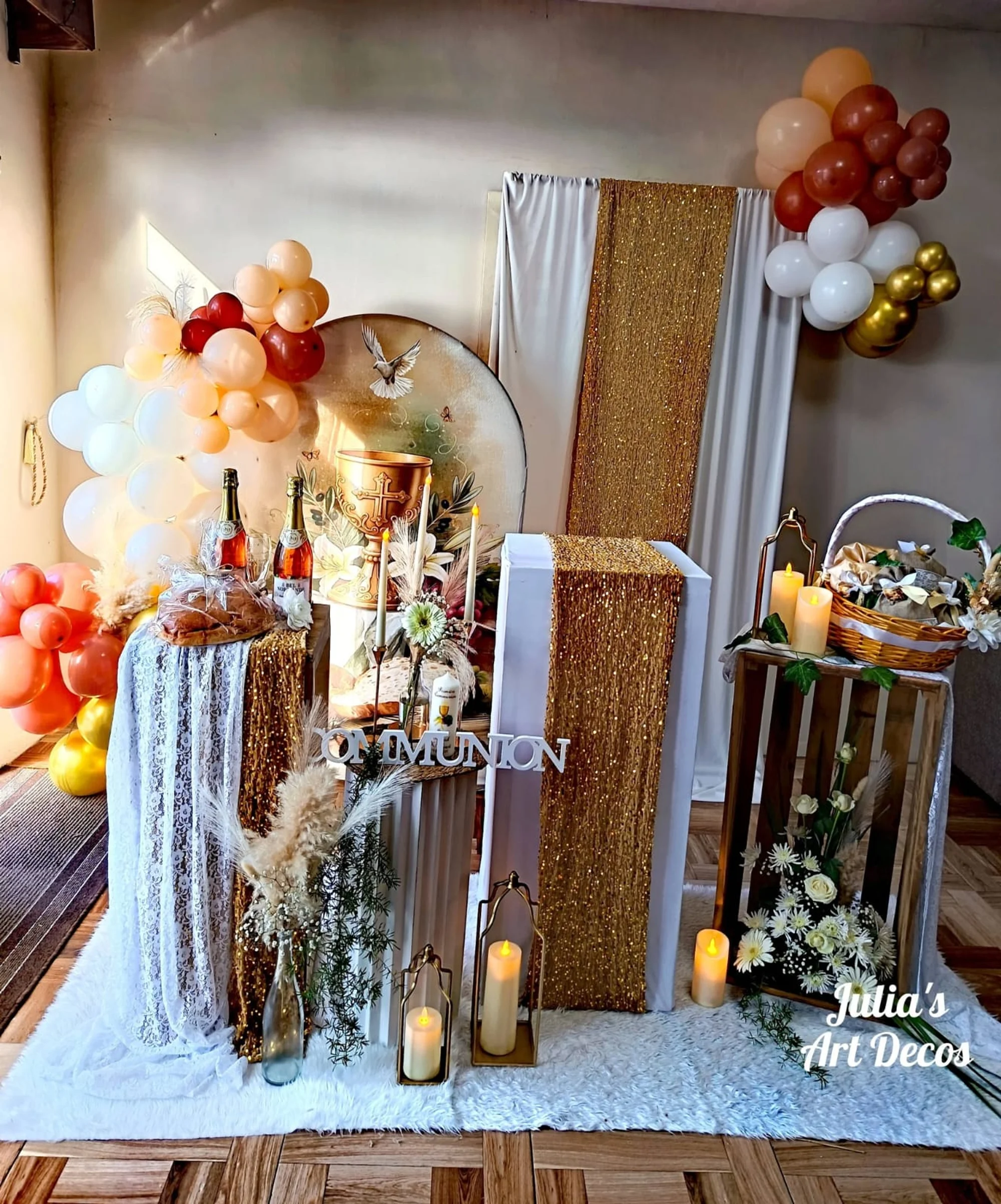 Julia's Art Decos  — photo 2