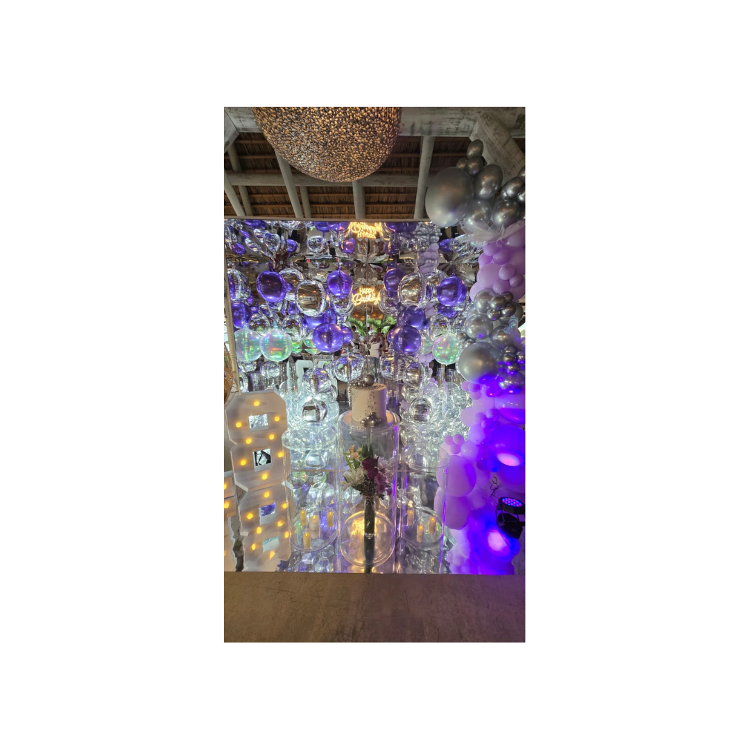 Luxe Booth - image 3