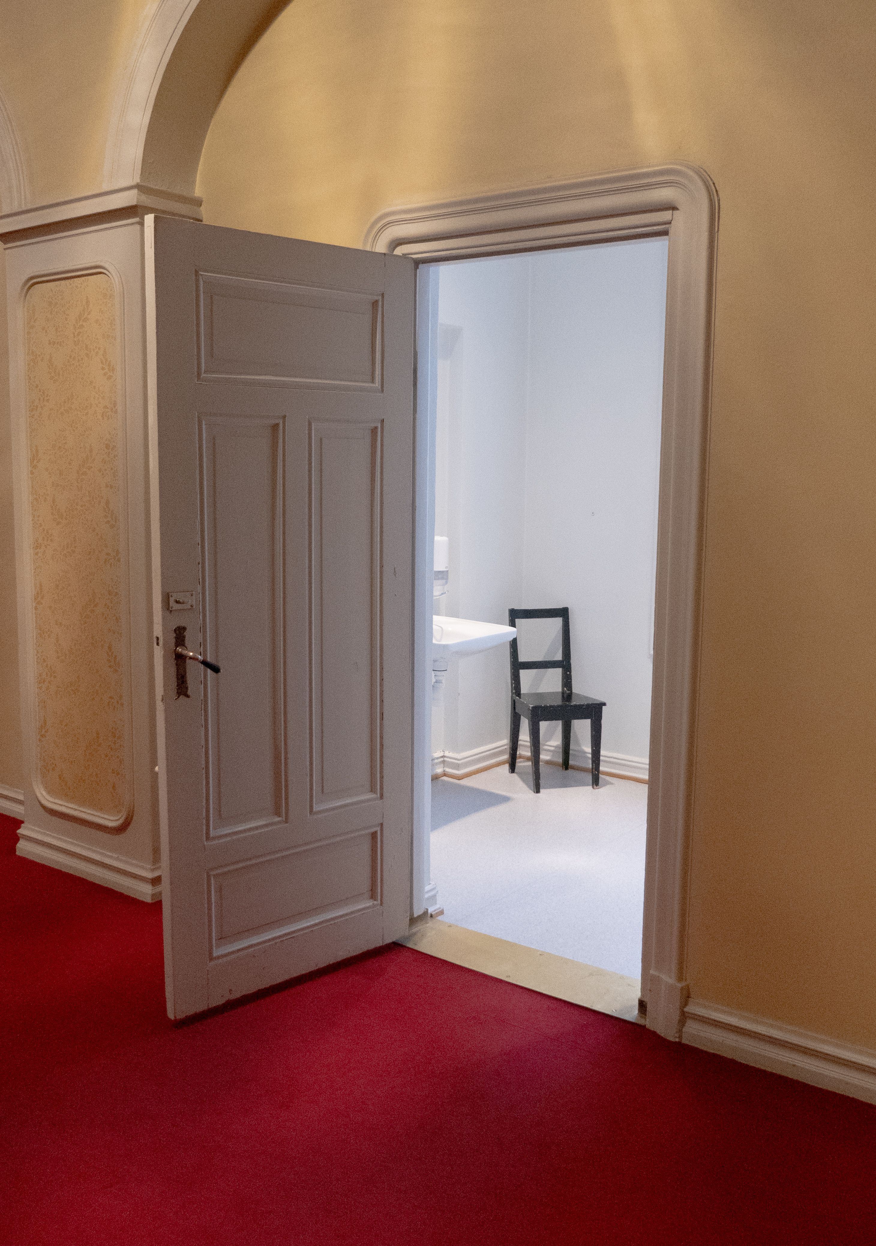 Inngang til handikaptoalett