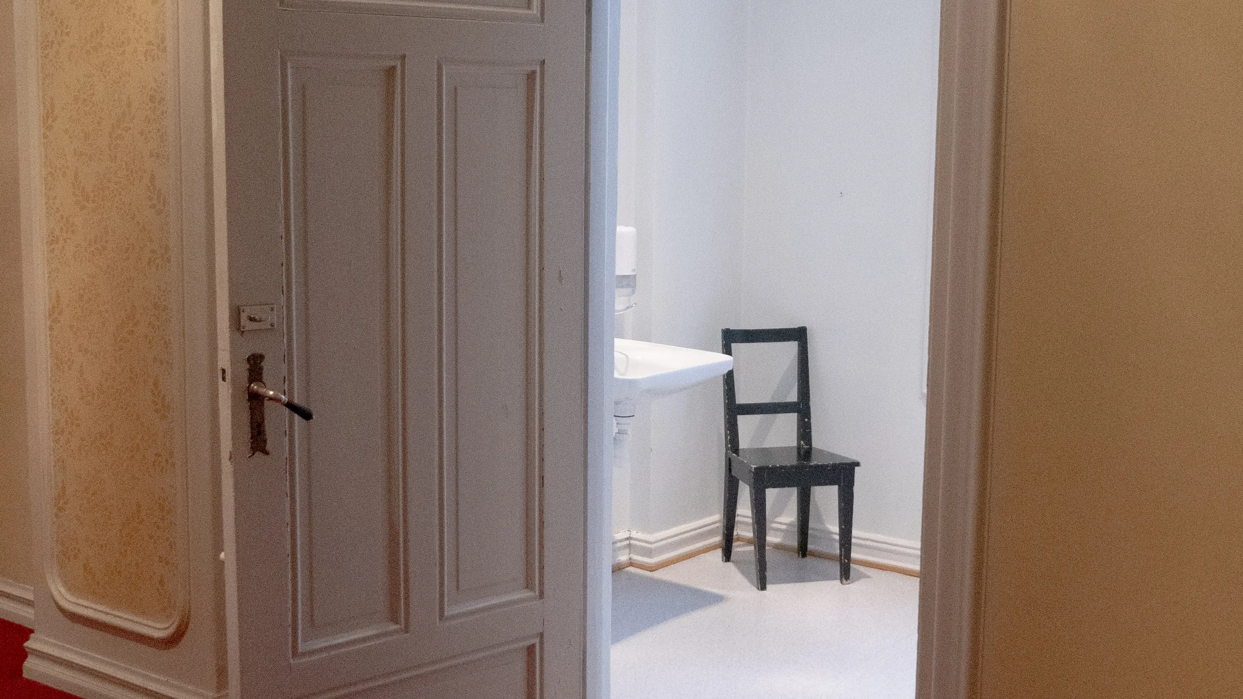 Inngang til handikaptoalett