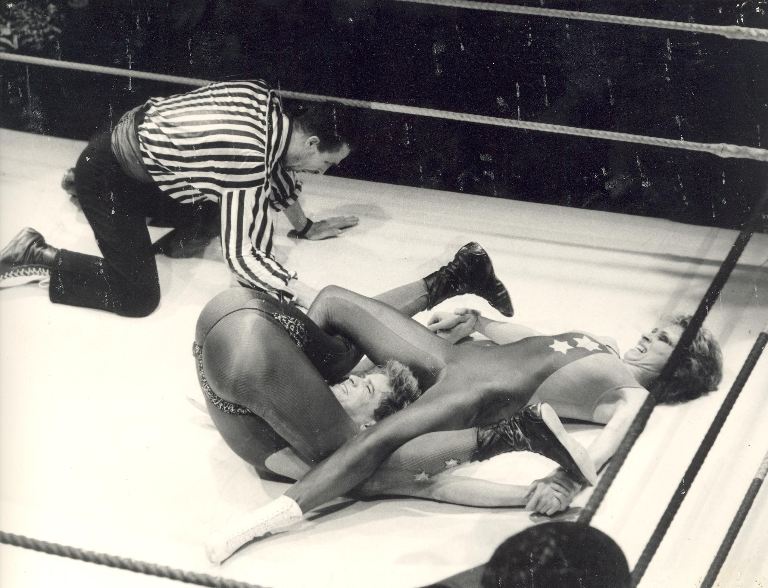 Skuespillere som bryter i en boksering