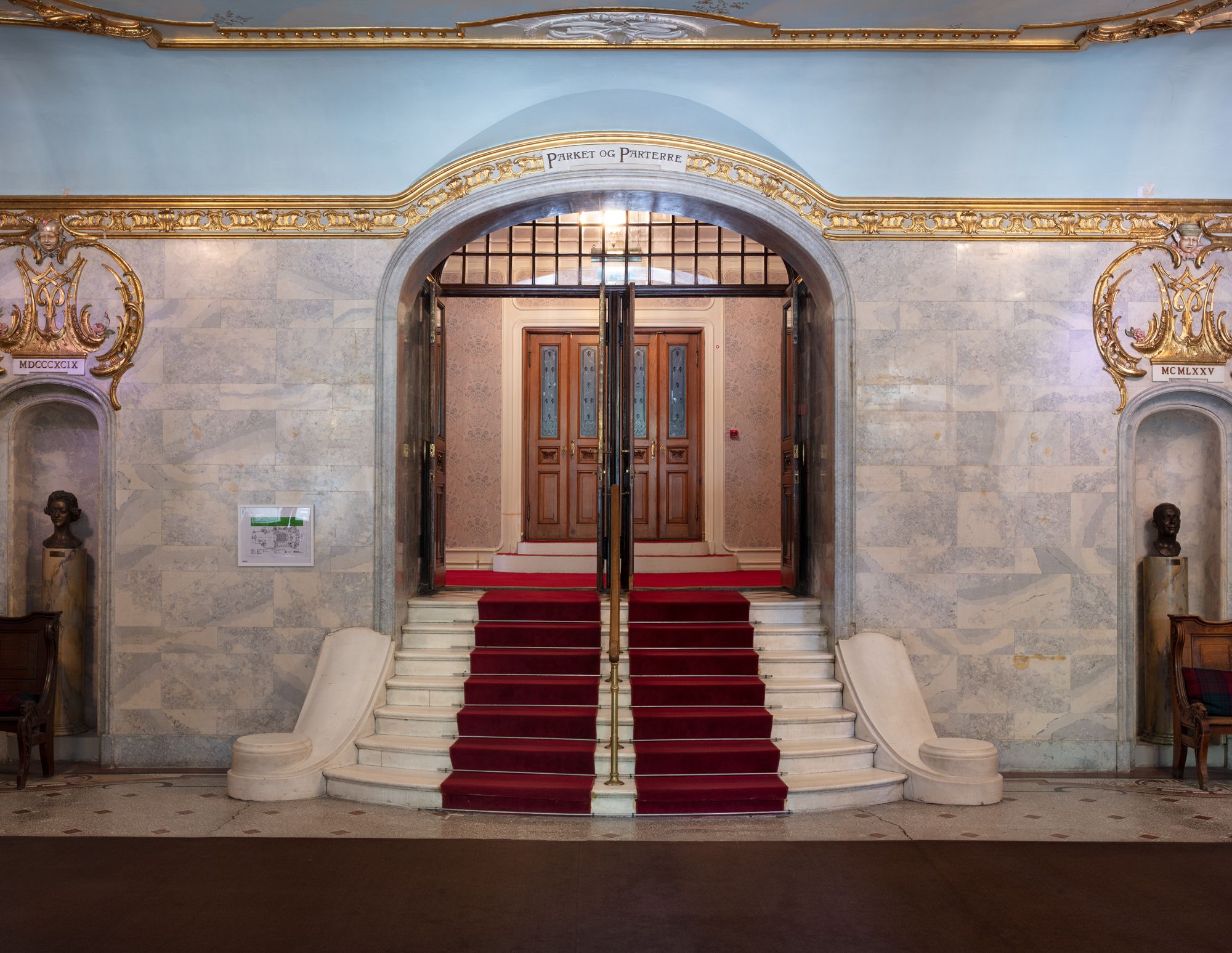 Vestibylens unike utsmykning