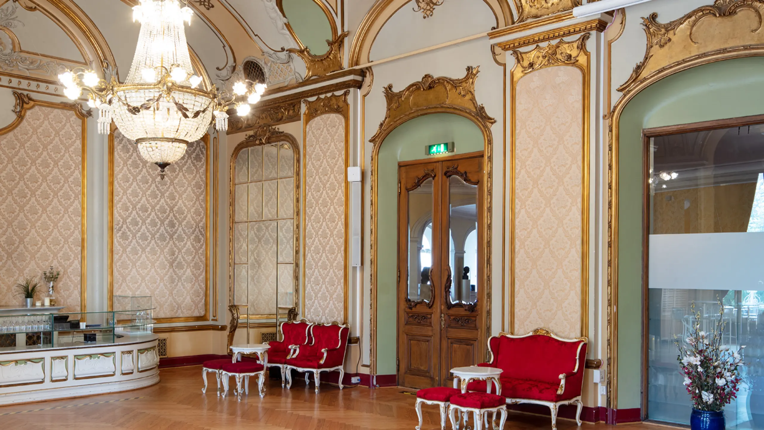 Takmaleriet i Publikumsfoajeen